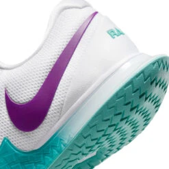 Nike Zoom Vapor Cage 4 Rafa Men's Tennis Shoe (White/Red/Teal) 19 Nike Zoom Vapor Cage 4 Rafa Men's Tennis Shoe (White/Red/Teal) -Tennipro Store DD1579 153 PHSYD002 3144