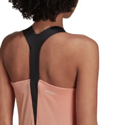 Adidas Women's Tennis Primeblue Aeroknit Y-Tank Top (Ambient Blush) -Tennipro Store H31426 APP on model detail 2 white