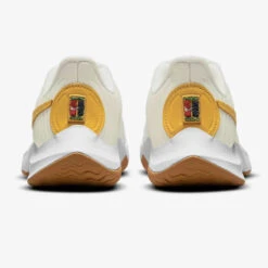 Nike Air Zoom GP Turbo Women's Tennis Shoe (White/Gold) -Tennipro Store nikecourt air zoom gp turbo womens hard court tennis shoes mVBZTQ 7874c142 c28b 4699 91b7 01e7ad179540