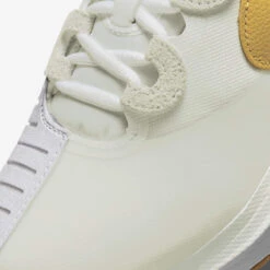 Nike Air Zoom GP Turbo Women's Tennis Shoe (White/Gold) -Tennipro Store nikecourt air zoom gp turbo womens hard court tennis shoes mVBZTQ 91543215 7c58 4c7a af9b a1f0624c8155